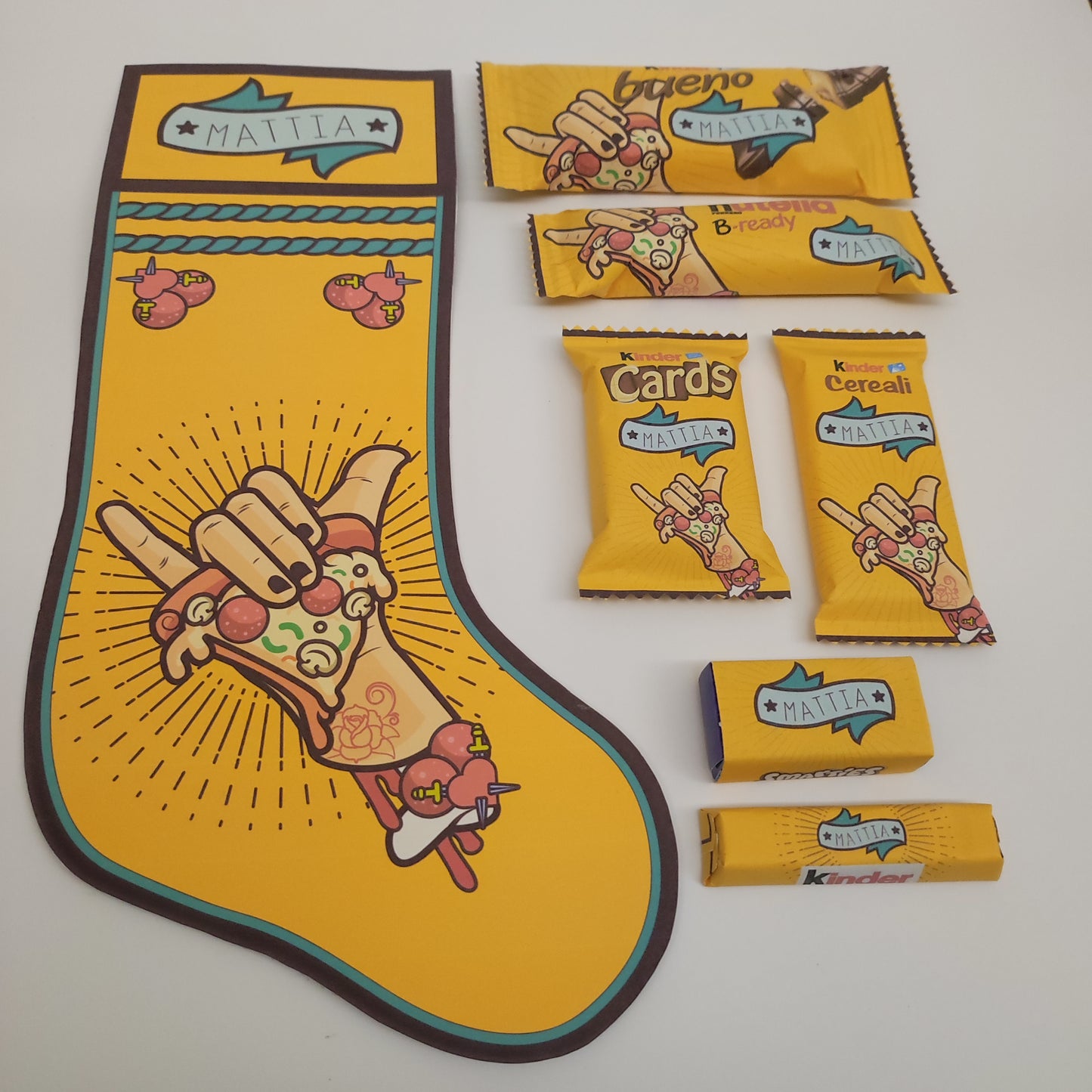 Calza della befana in carta con snack personalizzati